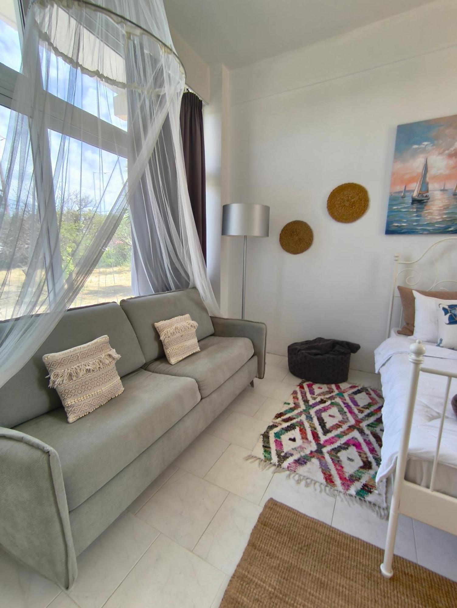 Spacious Beach House Theologos エクステリア 写真